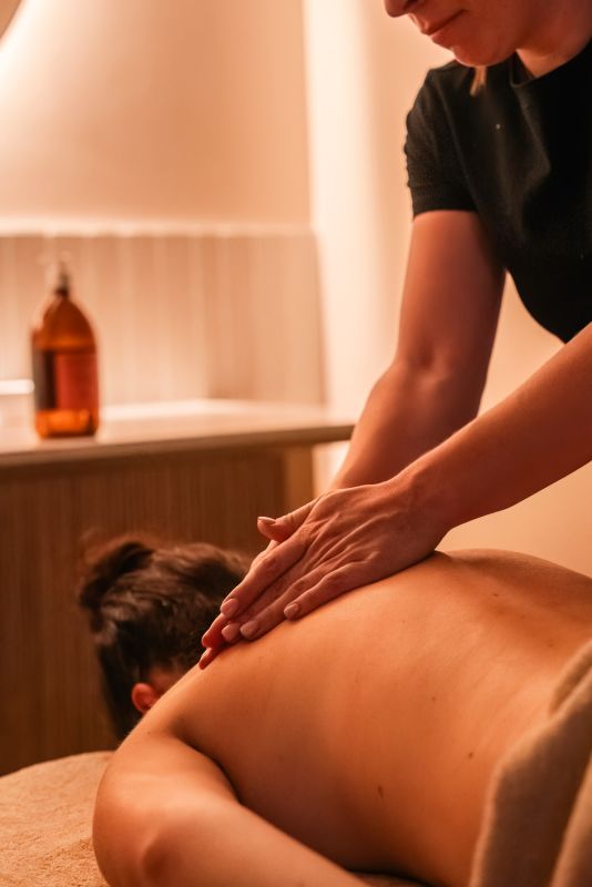 Soins massage, comfort zone, marina baie des anges hotel Villeneuve Loubet