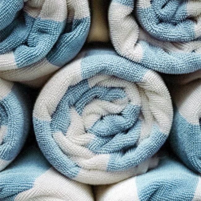 Serviettes de bain Marina Baie des Anges H�tel, spa et bien-�tre, C�te d'Azur