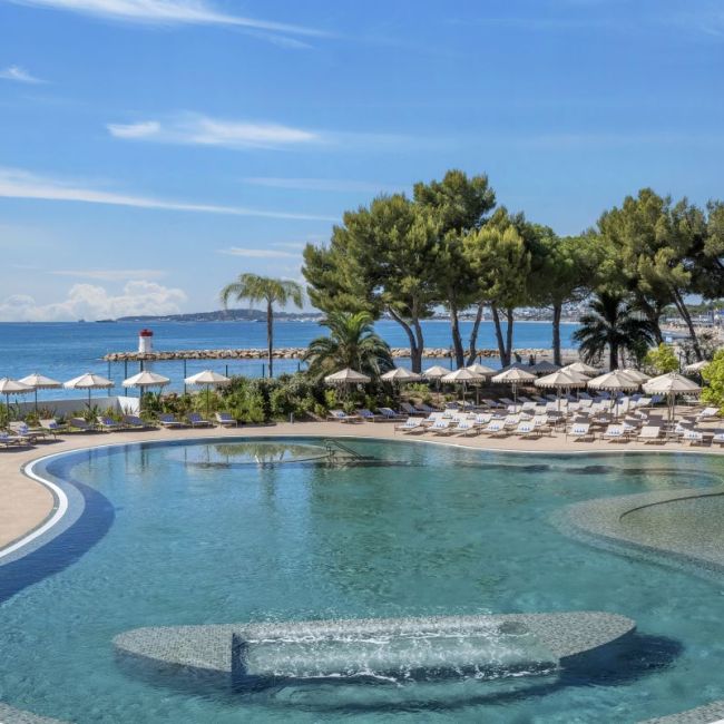 Piscine lagon, marina baie des anges hotel nice