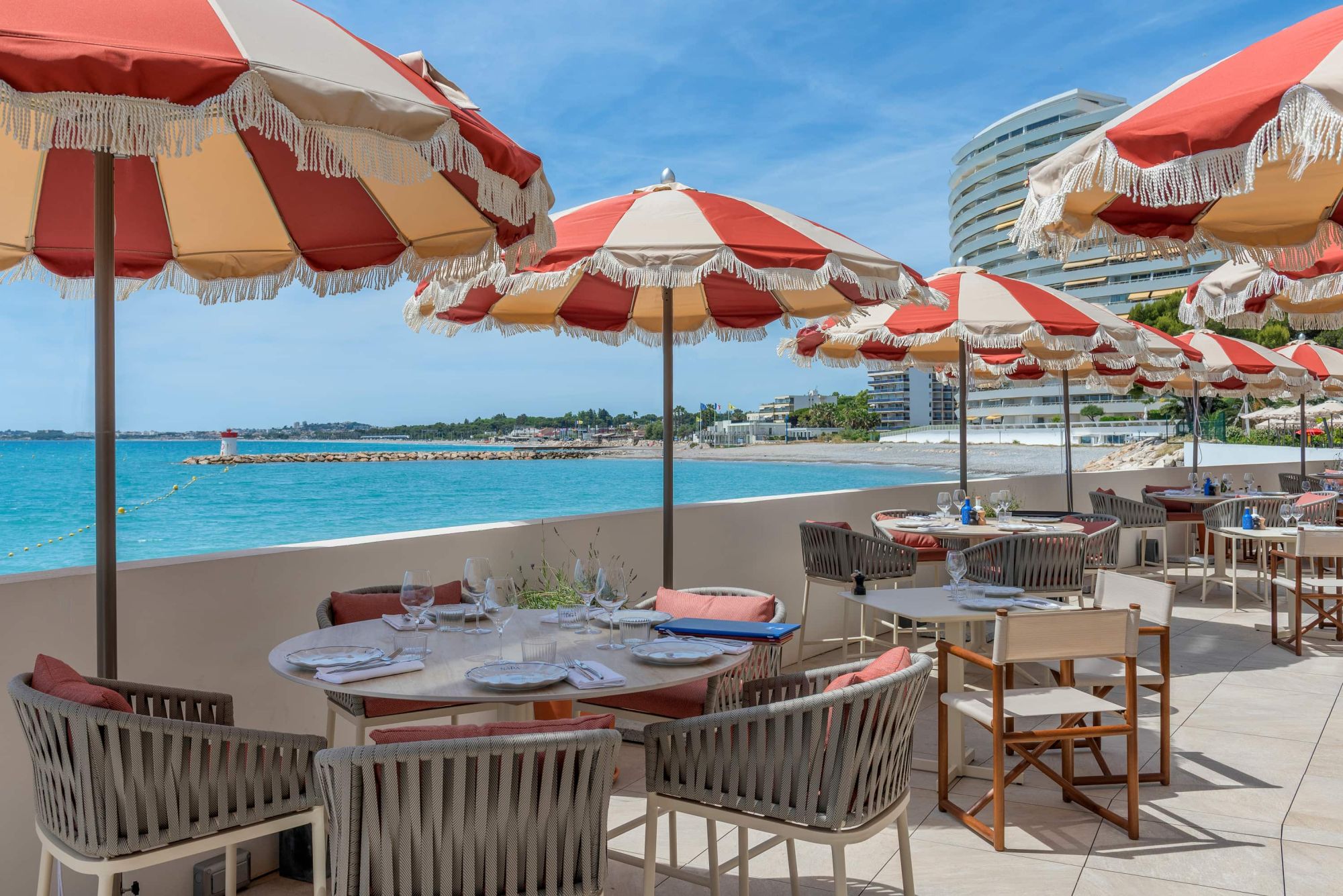 Terrase NAPA Restaurant, lunch vue mer, Côte d'Azur, Villeneuve-Loubet