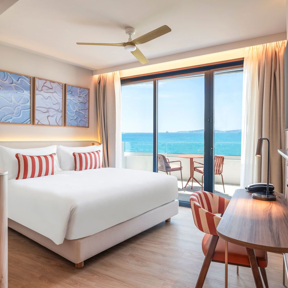 Chambres et suites, hotel marina baie des anges, Villeneuve Loubet