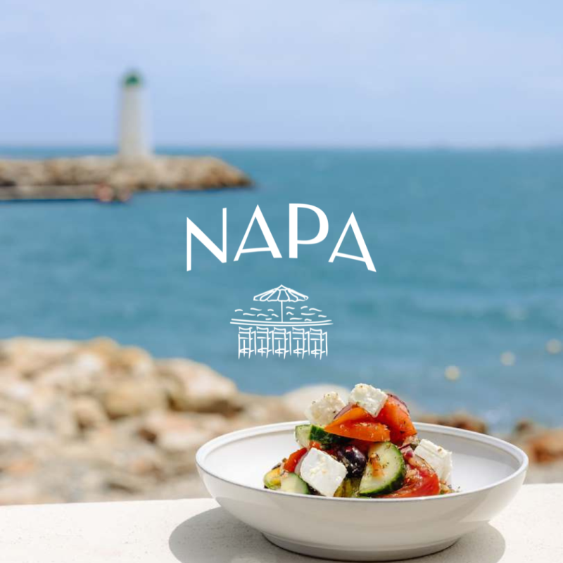 Salade de tomates concombres & feta, cuisine m�diterran�enne NAPA Restaurant, Marina Baie des Anges H�tel, C�te d'Azur
