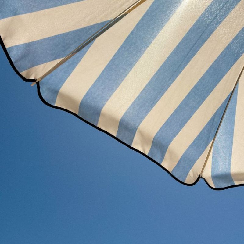 NAPA Beach Club, parasol Riviera, Marina Baie des Anges H�tel, C�te d'Azur