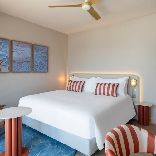 Suite Junior Marina Baie des Anges H�tel