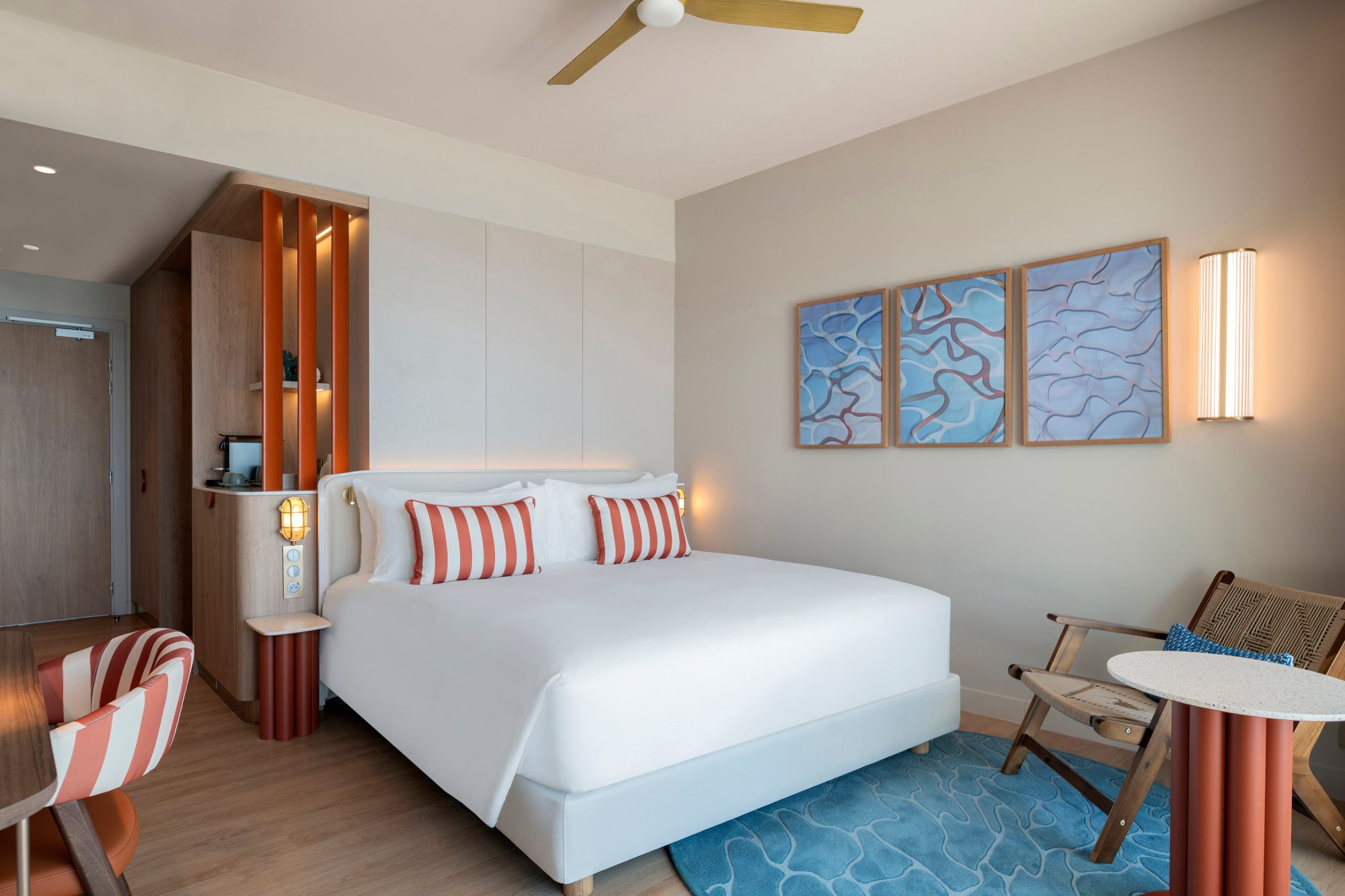 Deluxe room, marina baie des anges hotel, french riviera, Villeneuve Loubet